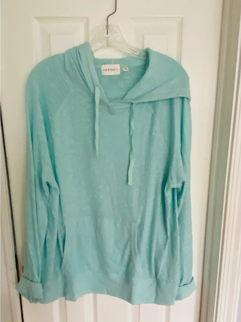 Mint Green Hooded Lightweight Women's Sweater - Mia & Tess. XL.